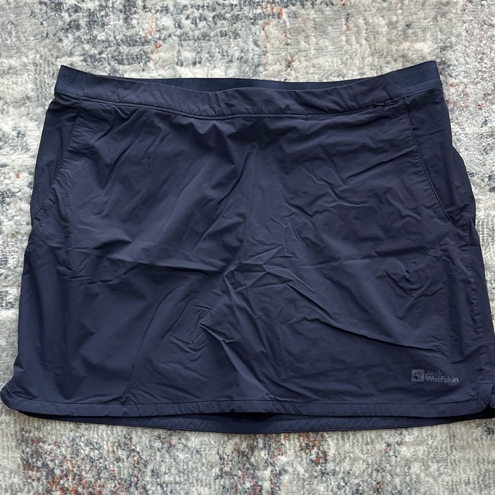 Jack Wolfskin Navy Performance Skort Size XL